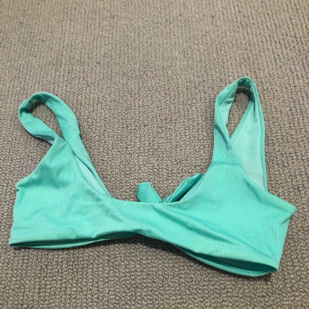 Target blue bathingsuit - Picture 2 of 3